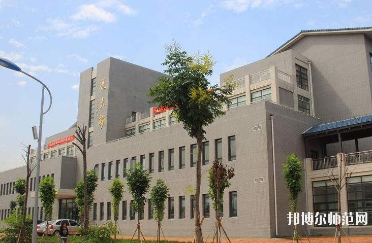 山東財經(jīng)師范大學(xué)圣井校區(qū)招生辦聯(lián)系電話