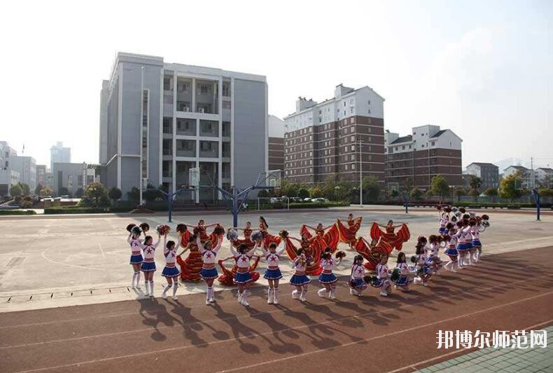 勉縣職業(yè)幼兒師范教育中心2018年報(bào)名條件、招生對象