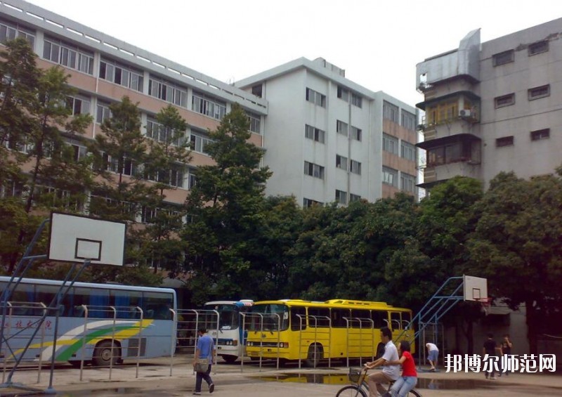 汕頭職業(yè)技術(shù)師范學院金園校區(qū)宿舍條件