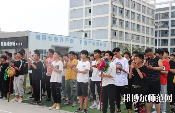 安康育英幼兒師范中等職業(yè)學(xué)校怎么樣、好不好<em></em><em></em>	