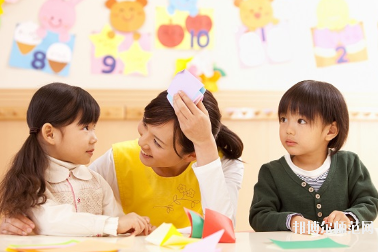 南昌2020年中專幼師學?？梢钥即髮? width=
