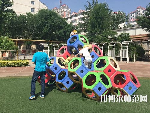雅安2020年幼師學(xué)校什么專(zhuān)業(yè)適合女生