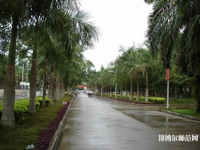 西雙版納職業(yè)技術(shù)師范學(xué)院2021年招生錄取分?jǐn)?shù)線(xiàn)