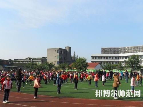 孝泉師范學(xué)校2023年學(xué)費(fèi)、收費(fèi)多少