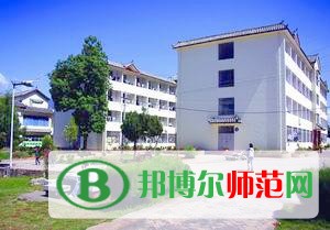 麗江師范高等?？茖W(xué)校2021年有哪些專業(yè)