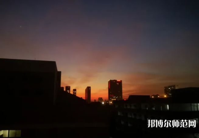浙江工業(yè)師范大學(xué)朝暉校區(qū)2023年報(bào)名條件、招生要求、招生對(duì)象