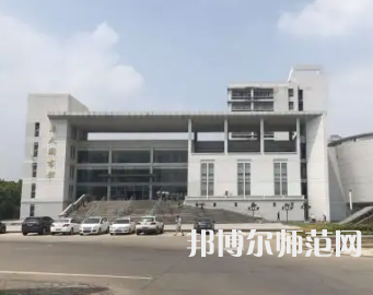安徽大學(xué)師范學(xué)院龍河校區(qū)2023年報名條件、招生要求、招生對象