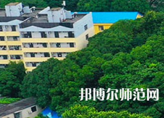 長沙學(xué)院師范學(xué)院2023年學(xué)費、收費多少