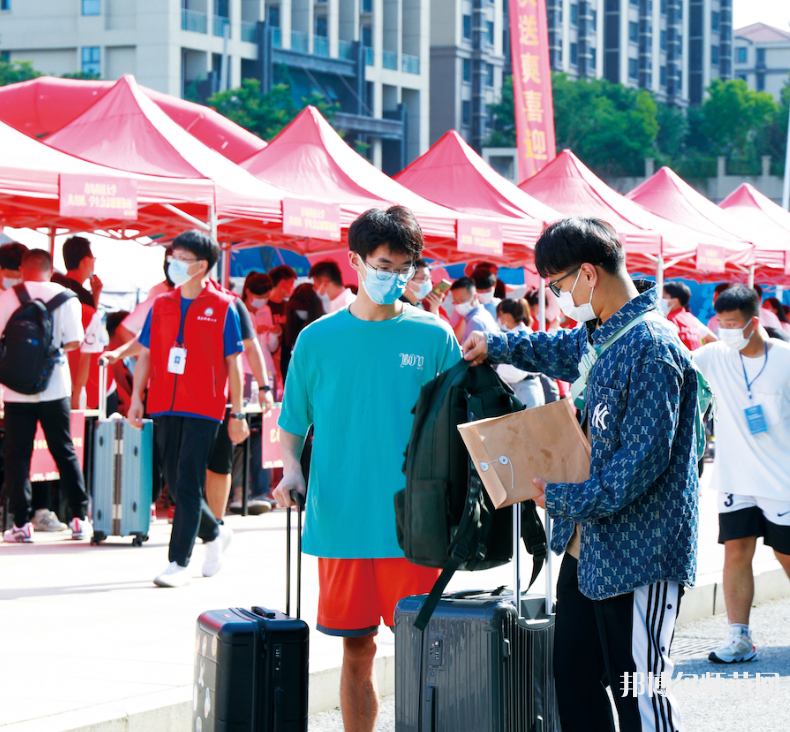 青島科技師范大學(xué)嶗山校區(qū)2023年報(bào)名條件、招生要求、招生對(duì)象 