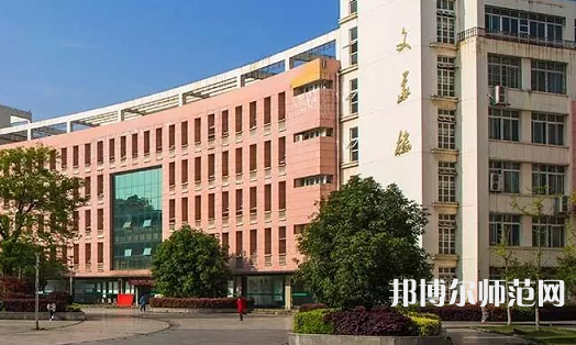 咸寧職業(yè)技術(shù)師范學(xué)院2023年報(bào)名條件、招生要求、招生對(duì)象
