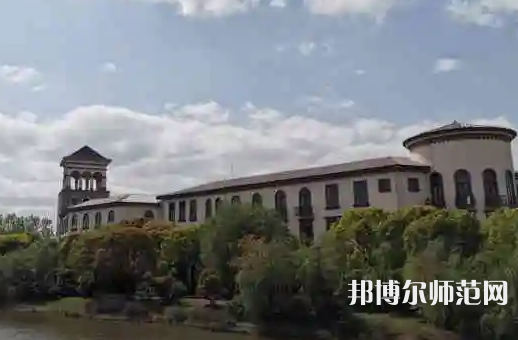 上海外國語師范大學(xué)賢達(dá)經(jīng)濟人文學(xué)院虹口校區(qū)2023年報名條件、招生要求、招生對象
