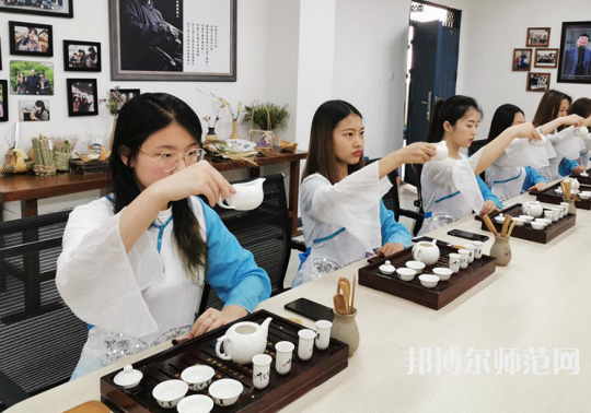 達(dá)州職業(yè)技術(shù)師范學(xué)院新校區(qū)2023年報名條件、招生要求、招生對象