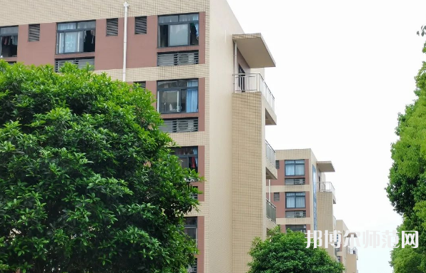 四川師范大學(xué)成都學(xué)院眉山校區(qū)2023年怎么樣、好不好