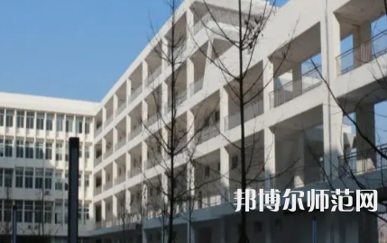 2023年成都信息技術(shù)幼兒師范學(xué)校報(bào)名條件、招生對(duì)象
