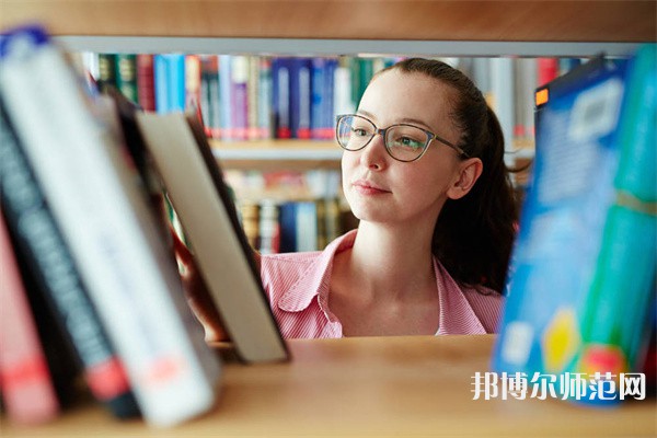 長(zhǎng)江大學(xué)文理師范學(xué)院介紹、地址