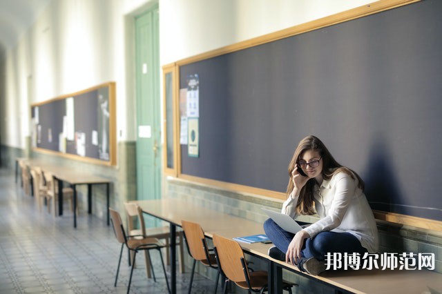 湖北三峽職業(yè)技術(shù)師范學(xué)院介紹、地址