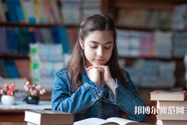 峨眉幼師文旅綜合高中介紹、地址